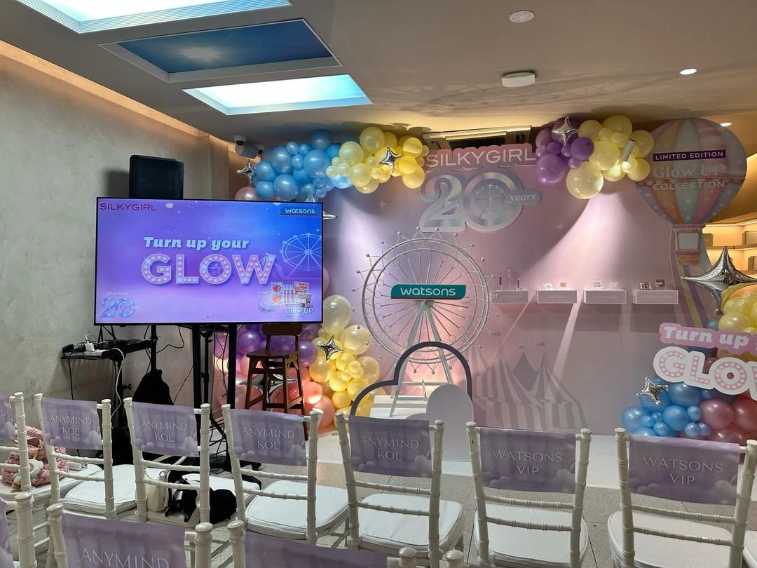 LED TV + Stand — event media